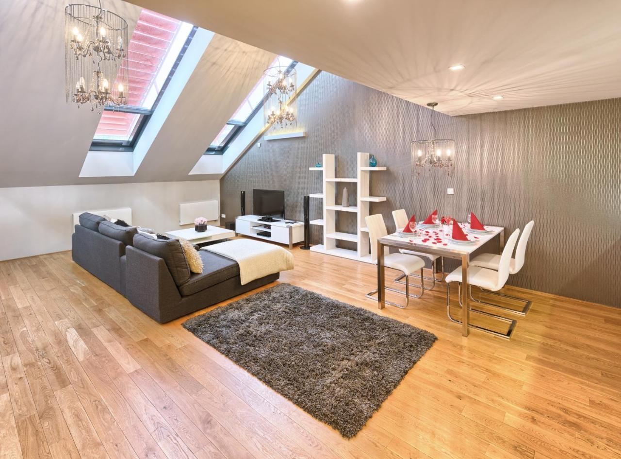 Karlin Residence By Tkc Prague Room photo
